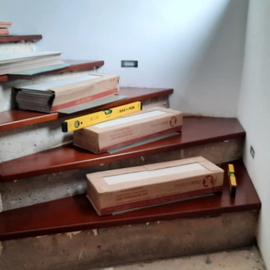 Beltéri lépcső - Bükk lépcső